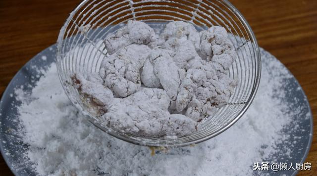 糖醋里脊肉的家常做法，家庭糖醋里脊肉的家常做法（大厨分享糖醋里脊的做法）