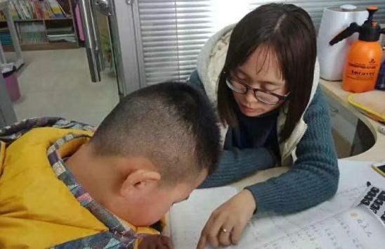 全封闭式体罚学校，封闭式体罚学校（虐待体罚学生的“素质教育基地”不能再有）