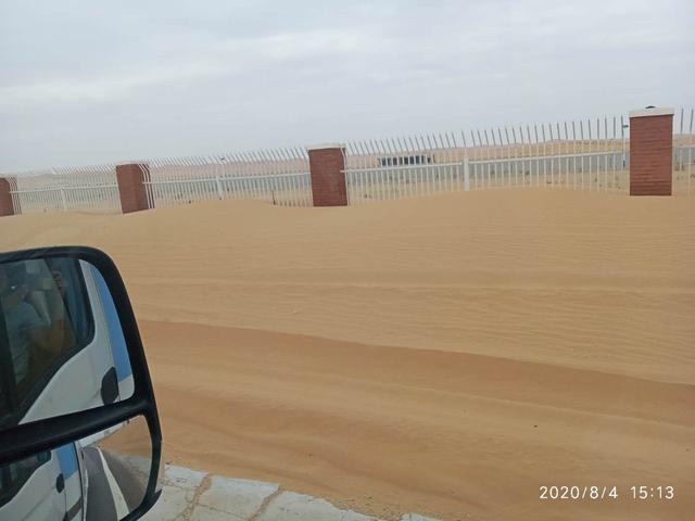 房车旅行去极地，奔驰乌尼莫克越野房车极地挑战无惧任何地形