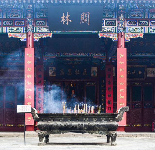 洛阳旅游住宿哪里方便实惠一点，洛阳旅游攻略4天3晚