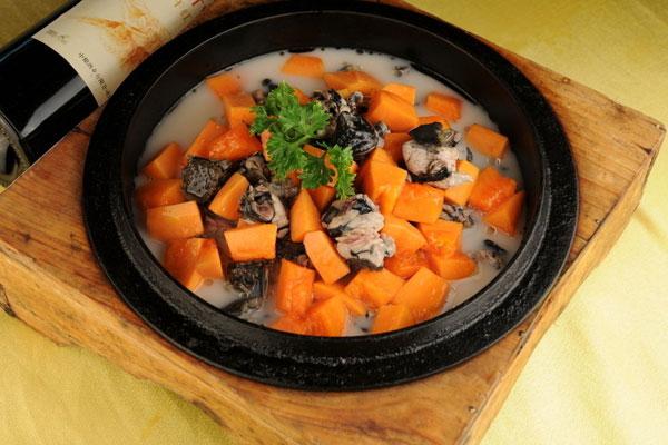 大理有什么好吃的，大理好吃又便宜的美食（大理必吃的十种美食）