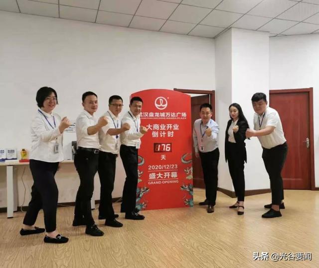 武汉万达广场现状，离交房仅剩半年工地却一直停工