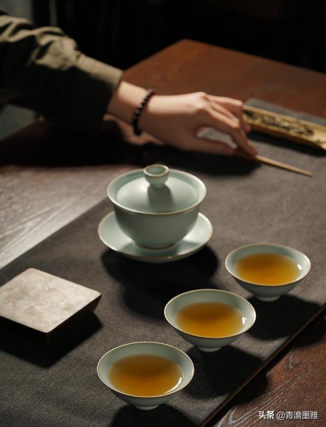 汝瓷要多久才会出现开片，关于汝瓷开片和养护的10个小贴士