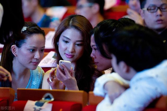 郭美美一家人现状，郭美美与其母亲