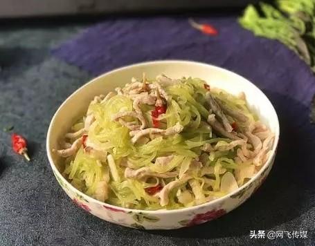 莴笋片怎么炒好吃，莴笋怎么炒好吃最简单的做法（比大鱼大肉还好吃）