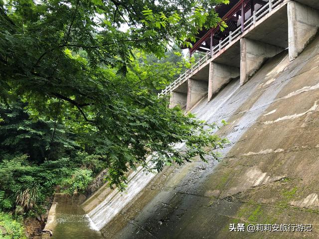 徒步南迦巴瓦峰最佳观景台，雾中徒步薄刀峰