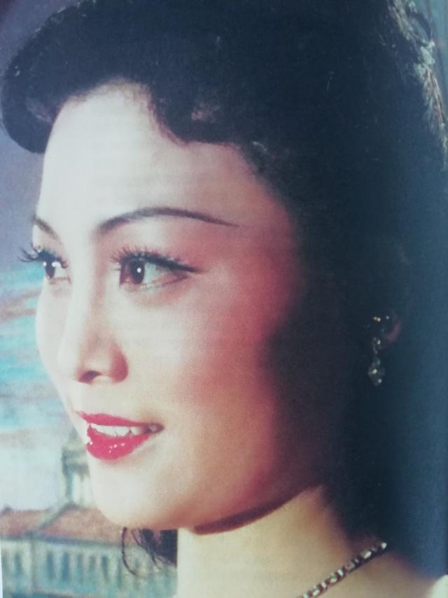 马莉莉演的沪剧日出全场，为何称沪剧日出是一个里程碑