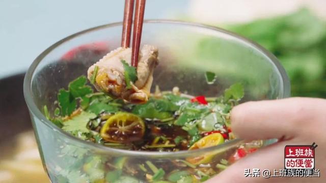 海南椰子鸡怎么炖，海南人这样炖鸡太清甜了