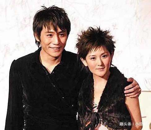 谢娜刘烨同台十年后同台是哪期，2006年谢娜和刘烨分手后机场相遇
