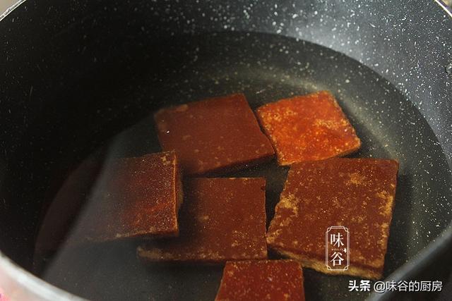 好评满满的马蹄糕，入口即化、口感甜蜜的粤系马蹄糕