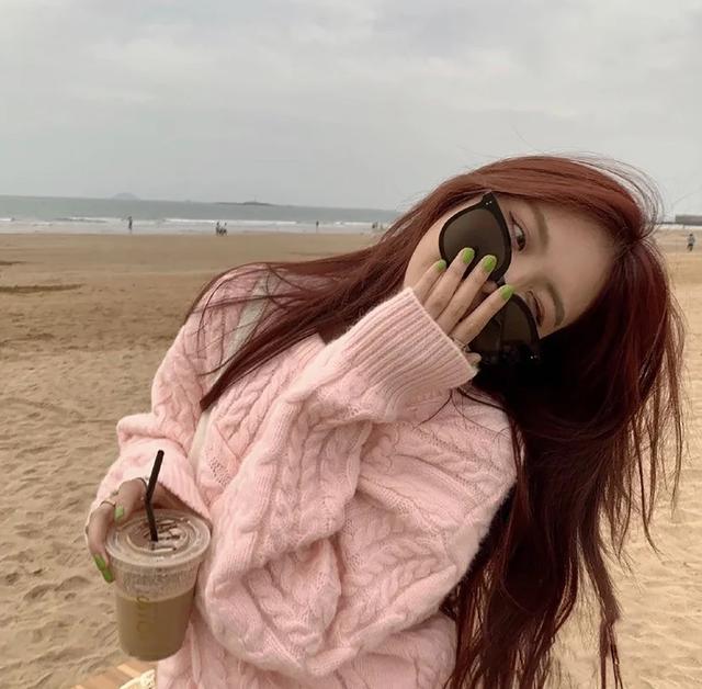 肤色暗黄的人适合染奶茶色发色吗，这5款让黄皮相见恨晚的发色