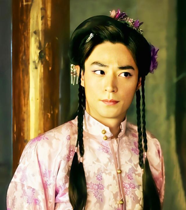 男星女装造型有多美，王一博《街舞5》穿女装