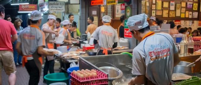 在海西与敦煌交界处，敦煌黑戈壁地区