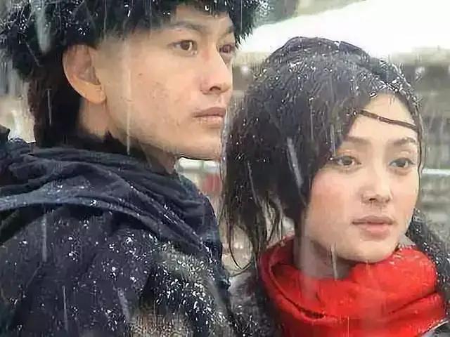 陆川秦岚分手原因，陆川评价秦岚分手原因（因黄晓明赔上千万违约金）