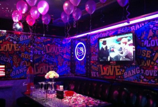 五音不全ktv必点，KTV唱歌五音不全唱歌需要技巧的KTV唱歌五音不全