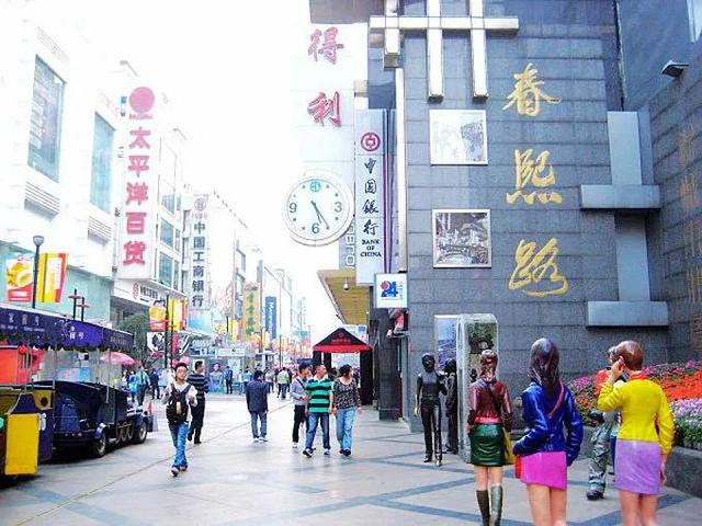 成都九寨沟旅游途径攻略，九寨沟是大自然馈赠的礼物