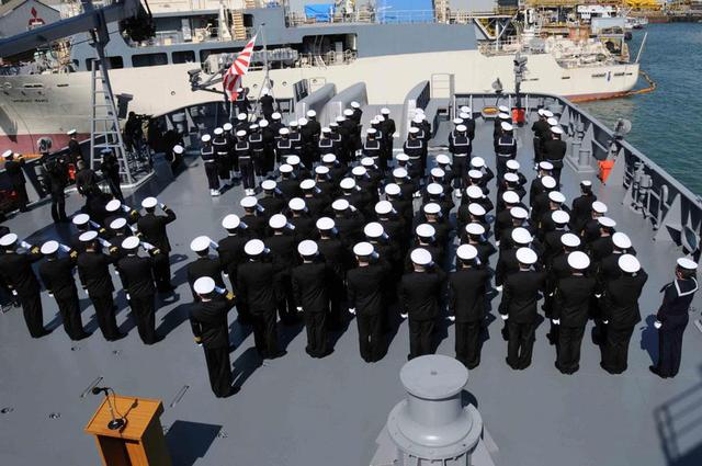 豪放美国女大兵，日本核动力潜艇（彪悍的美国女兵）