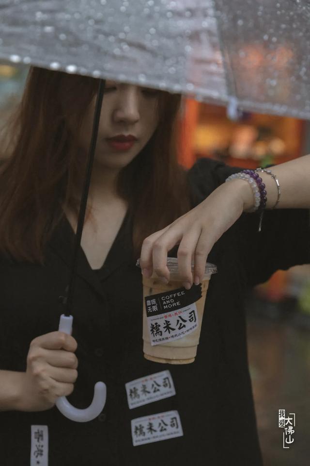 探店1口半个水果，糯米藕探店（贵阳探店\u0026满口水果精华的Ye小野果汁）