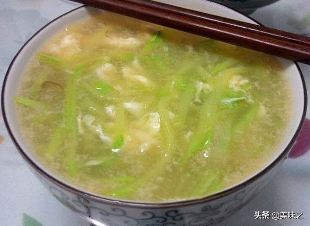 鸡蛋汤怎么做好吃，鸡蛋汤怎么煮才好吃又营养（做蛋花汤好吃有诀窍）
