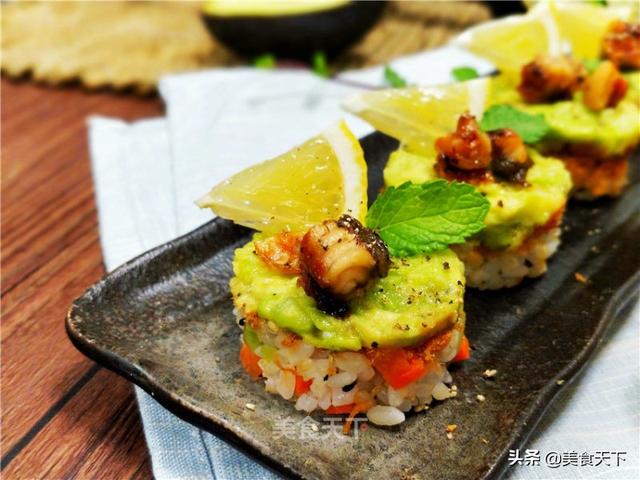 牛油果怎么吃才好吃，怎么吃牛油果才可以更好吃