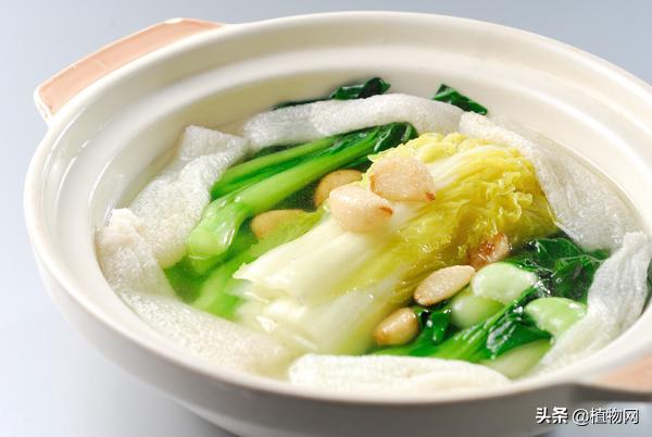 竹荪蛋花最佳做法，竹荪里加3个鸡蛋
