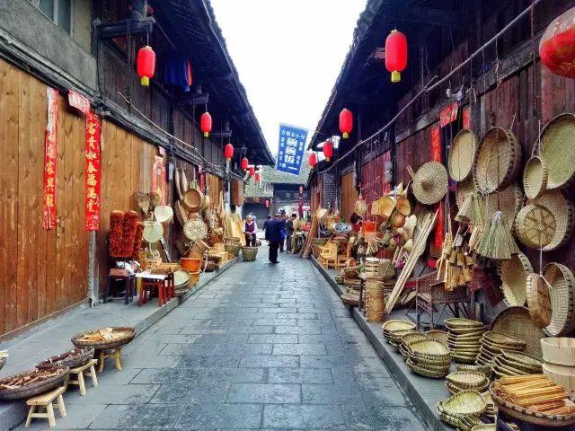 成都市区必去一日游，成都市区一日游最佳攻略（推荐9个成都周边1日游好去处）