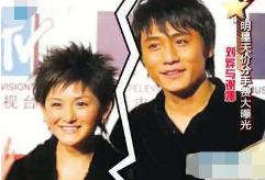 刘烨谢娜分别的缘由，刘烨在节目中送谢娜9999朵玫瑰