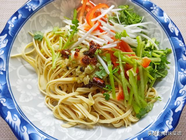 適合下酒的5道「冷盤」菜，酥嫩爽口，營養不膩，學會做給家人吃 熱愛美食 第27张