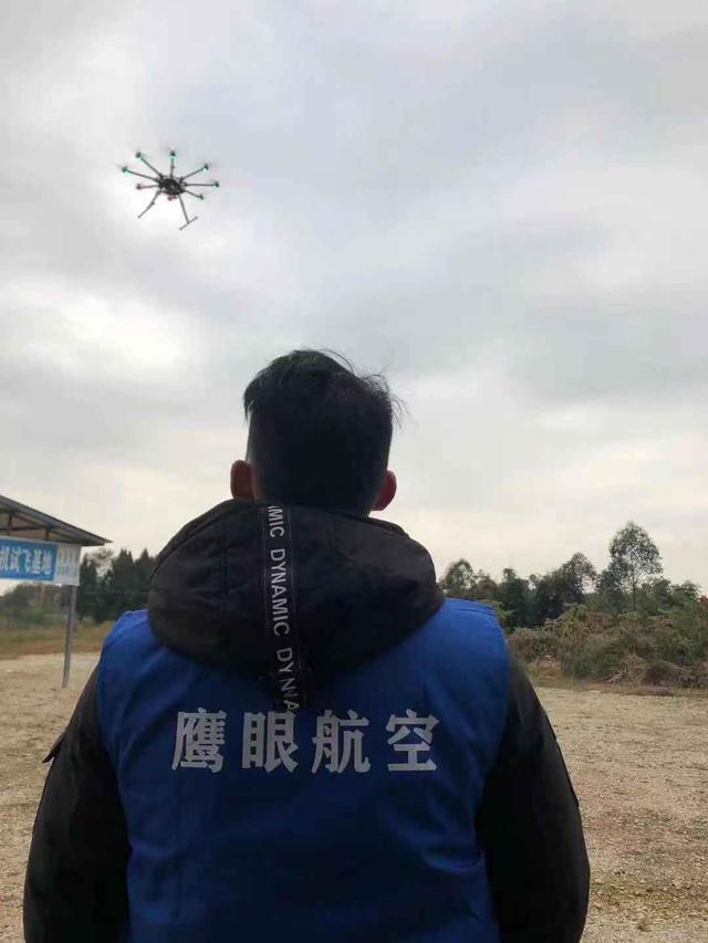 无人机起飞教程，无人机飞行原理及操作