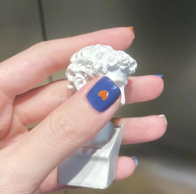 简单耐看的美甲，这几款美甲也太可爱了吧