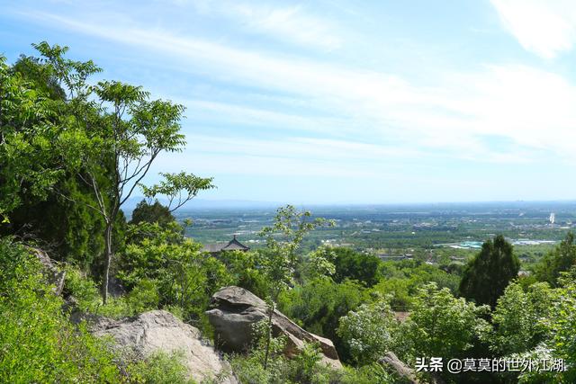 北京冬天风景凤凰岭，凤凰岭冰雪乐园欢乐来袭