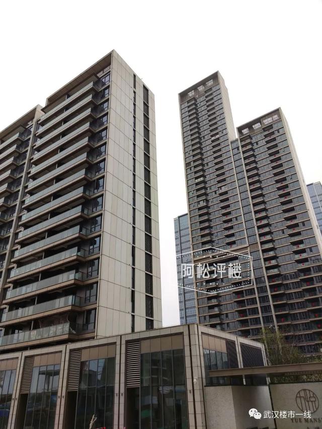 公建化外立面施工需要搭架子吗，公建化外立面是个什么东西