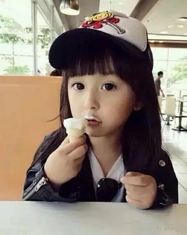 刘楚恬一家三口，小芈月刘楚恬人气不输孙俪