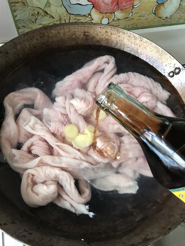 卤大肠的做法及配料，卤大肠的正宗的做法（照样卤出好吃入味的猪大肠）