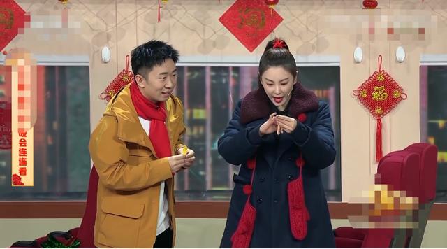 贾玲和岳云鹏的原名，贾玲胖成表情包