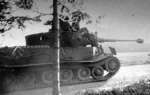 保时捷taycan有哪些黑科技，纯电还能叫保时捷吗