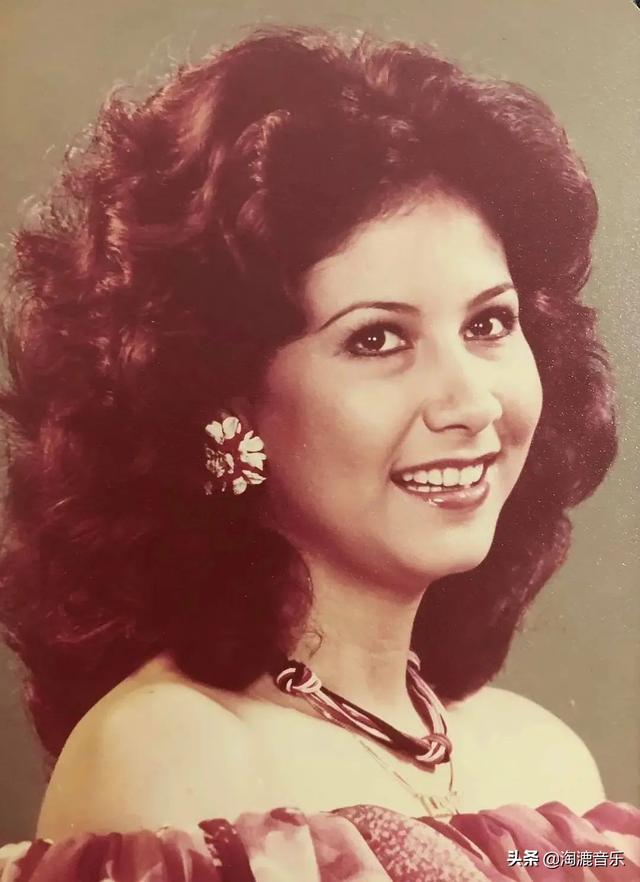 甄妮的经典歌曲，甄妮十大中文金曲（罗文和甄妮唱过那么多次《铁血丹心》）