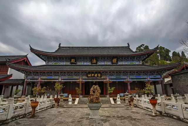 丽江古城 木府简介，丽江木府纳西人心中的