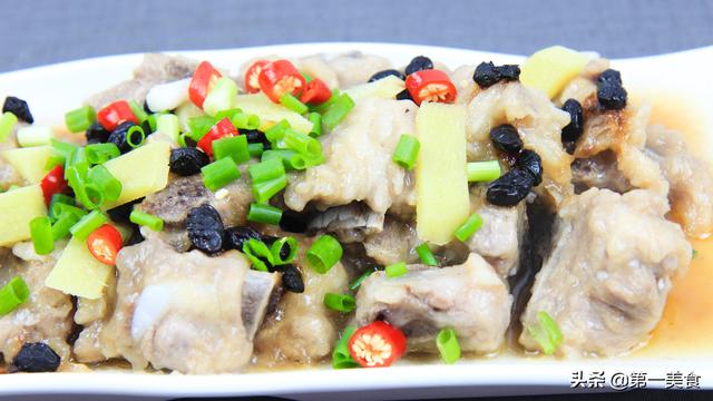 清炖排骨怎么做好吃，清炖排骨怎么炖好吃又简单的做法（清炖排骨这样做）