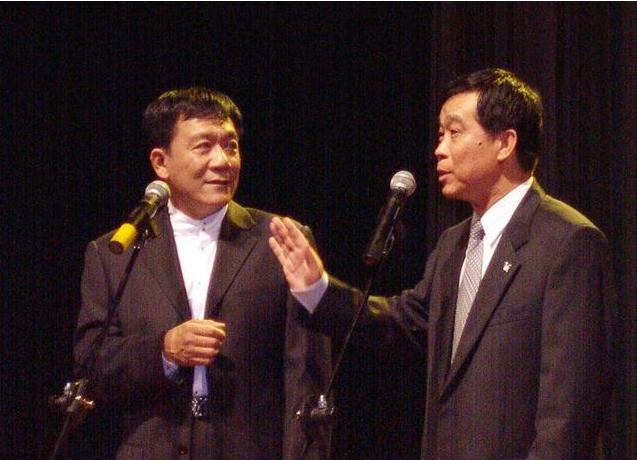 侯耀文几段婚姻，一代相声大师侯耀文先生