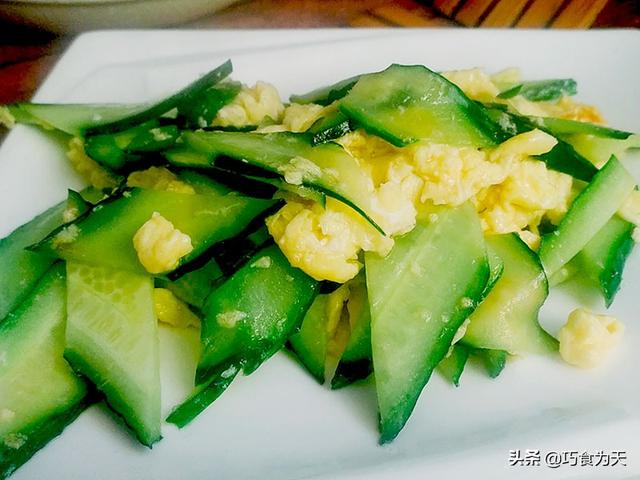 家常鸡蛋炒黄瓜做法大全，黄瓜清脆不出水
