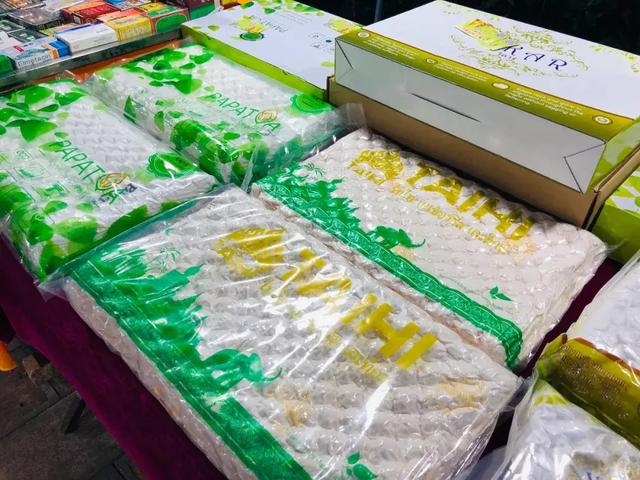 西双版纳江边夜市，西双版纳最火爆的夜市（到西双版纳一定要知道的五件事）