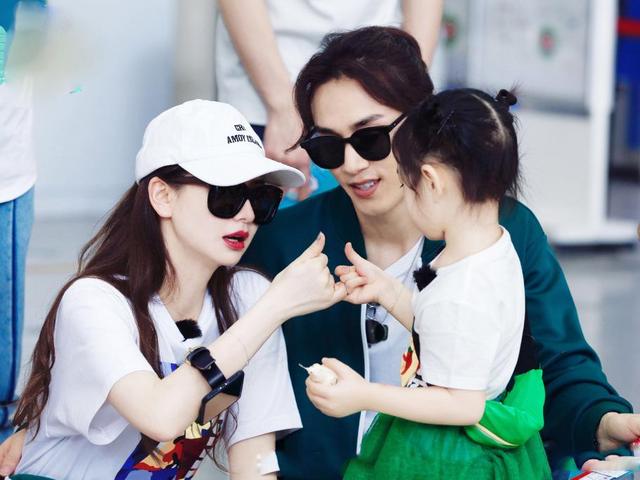 电视剧夏家三姐妹，夏家三千金三姐妹一起结婚（《夏家三千金》三姐妹现状）