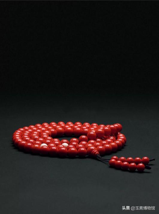 珍贵的绿色佛珠拍卖记录，没想到一串佛珠竟然卖到100万