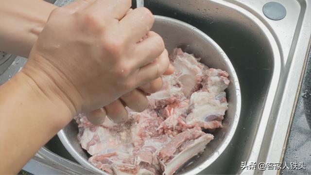 牛排怎么烧好吃，你知道的牛排这样做才好吃（牛排鲜嫩入味不塞牙）