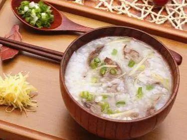 今天教大家几种粥的做法营养丰富，10种营养粥的做法
