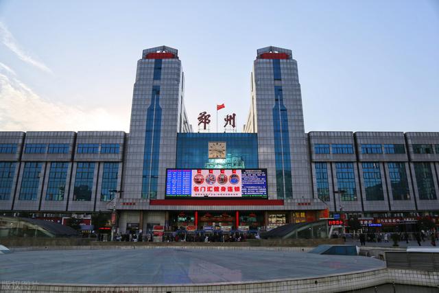青海直达列车调整，动车、直达特快...青海调整旅客列车