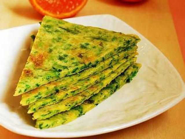 家常早餐鸡蛋饼，13种家常鸡蛋饼的做法（在家早餐鸡蛋饼如何制作）