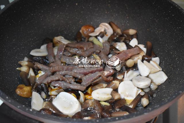 茶树菇和什么炒牛肉，这是茶树菇炒牛肉家常做法