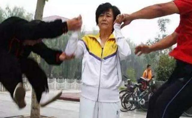 太极大师雷雷发声，太极大师雷雷炮轰金星